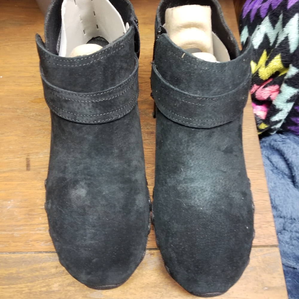 Skechers Black Suede Ankle Boots